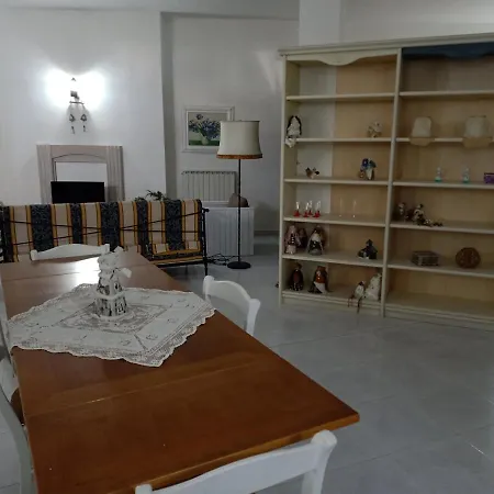 Holiday home Calaluna